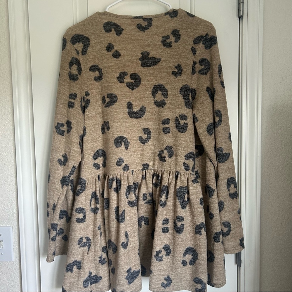 LuLaRoe Women’s Nanette Open Front Leopard Print Cardigan - Size L - Picture 5 of 6